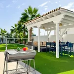 Adelina In Villa *